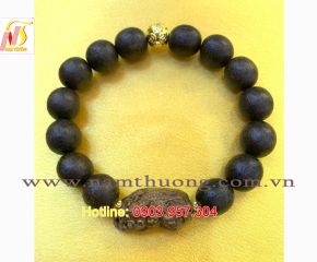 Vòng tay trầm hương NT