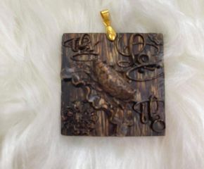 Mặt dây chuyền trầm hương