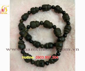 Vòng tay trầm hương NT 66