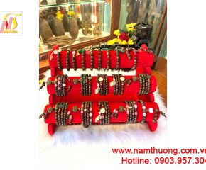 Nhẫn Trầm Hương