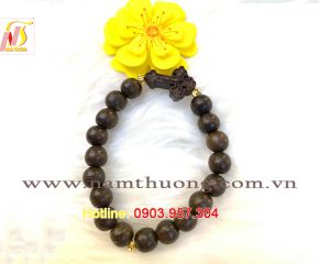 Vòng tay trầm hương NT