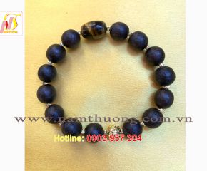Vòng tay trầm hương NT