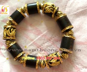 Vòng tay trầm hương NT 57