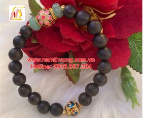 Vòng tay trầm hương NT