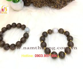 Vòng tay trầm hương NT
