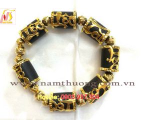 Vòng tay trầm hương NT 65