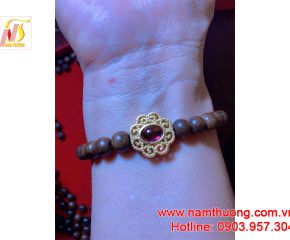 Vòng tay trầm hương