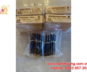 Bút trầm hương 03